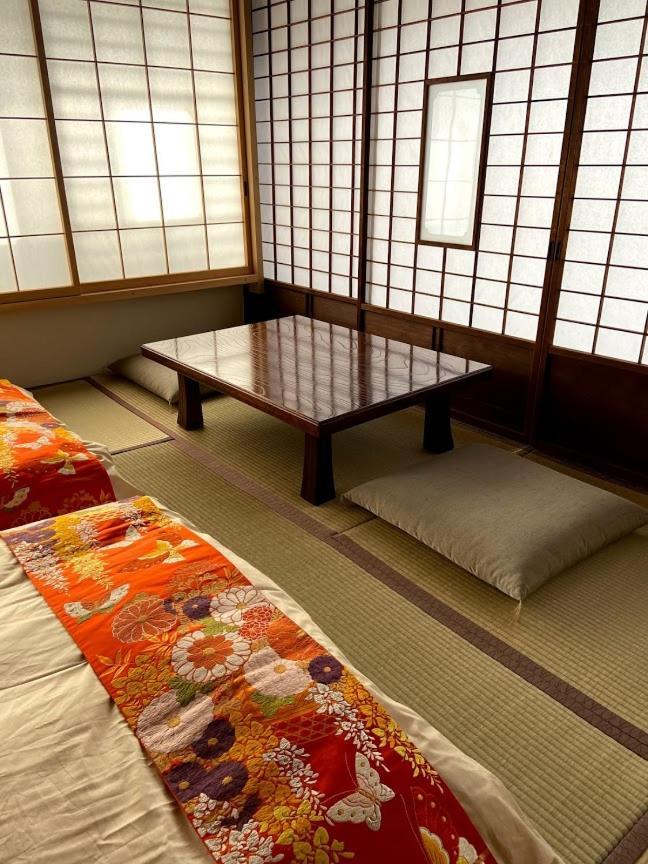 Okiya Guest House & Tapas Bar Kiryu Exterior foto
